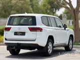 Toyota Land Cruiser GX 2023